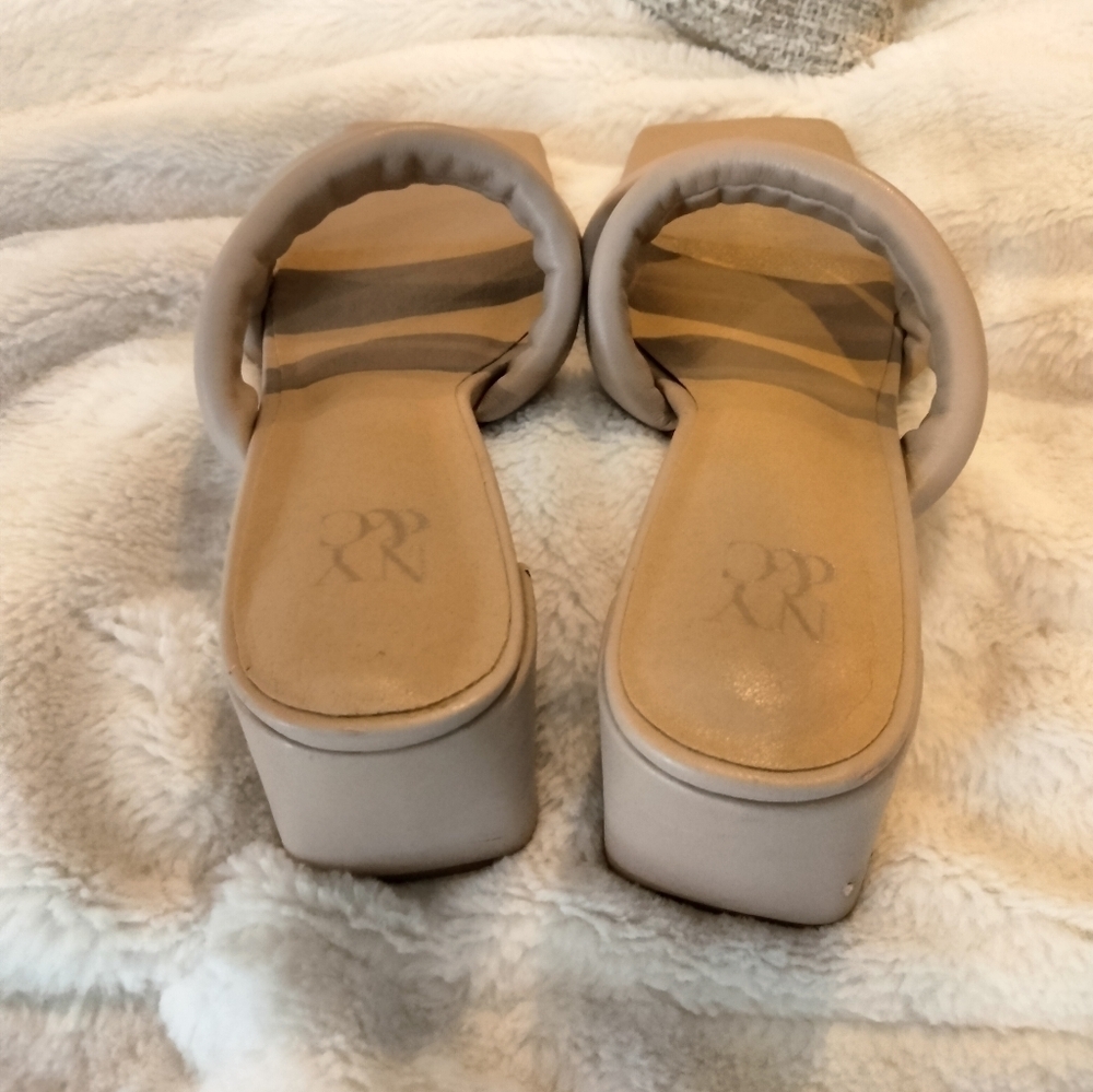 New York & Company Heel Sandals - Picture 4 of 6